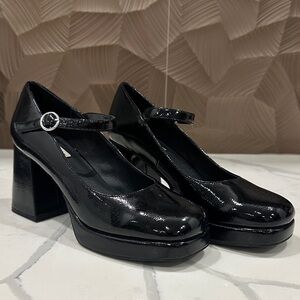 Steve Madden Black Patent Mary Jane Heels
